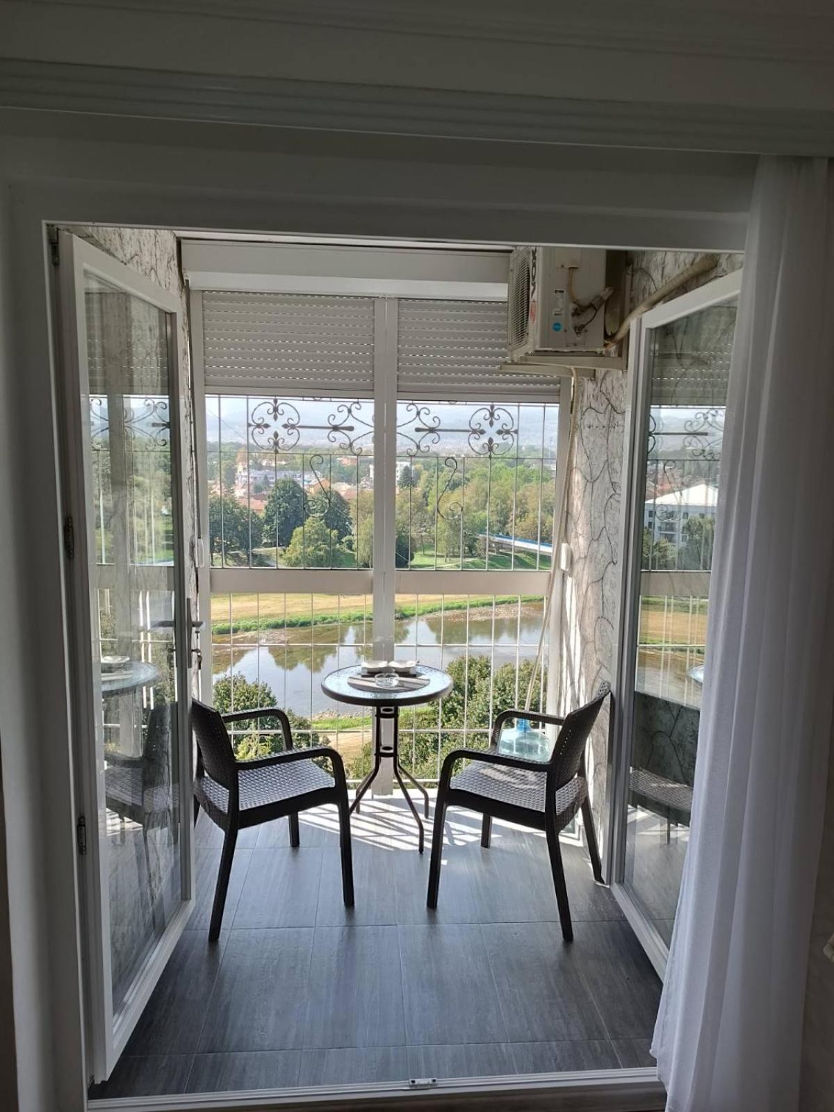 Vemiur Apartment Cacak Exterior photo